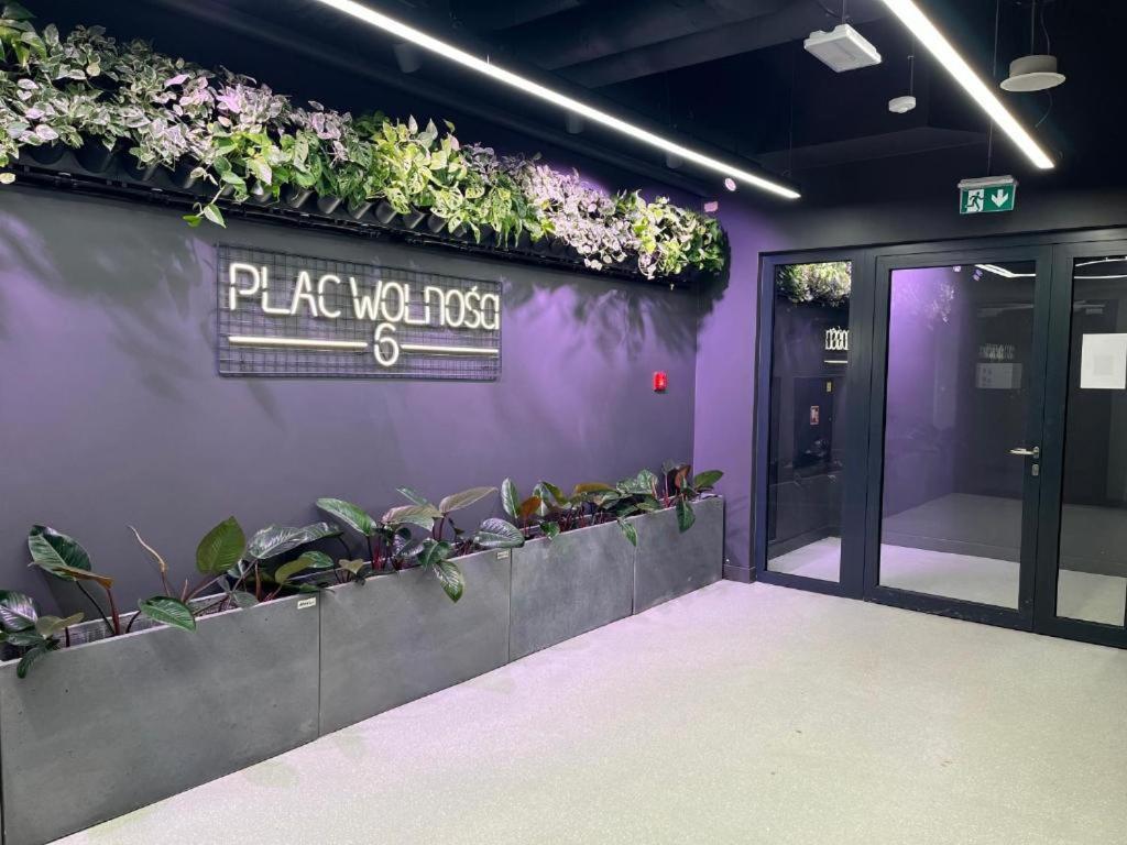 Apartament Przy Placu Wolnosci Poznan Luaran gambar