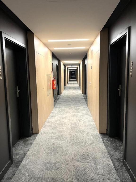 Apartament Przy Placu Wolnosci Poznan Luaran gambar